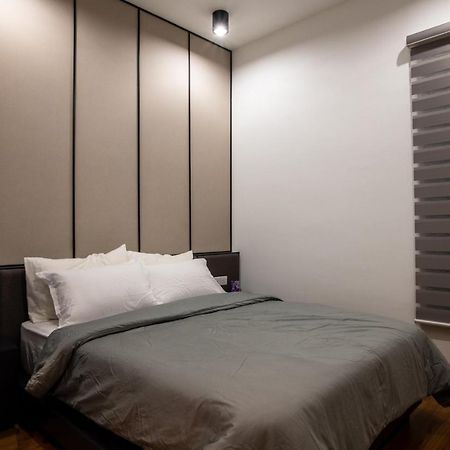 Executive Seaview 2Bedrooms Macalister Georgetown 4-6Pax Exterior photo